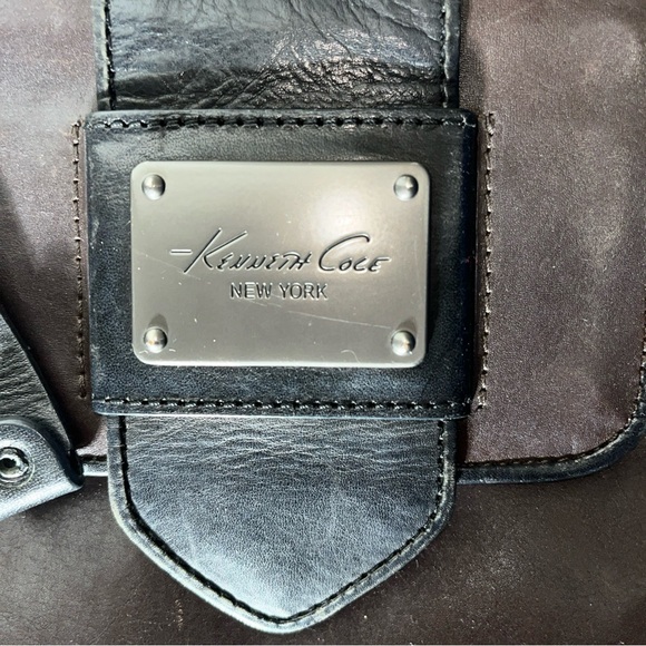 Kenneth Cole Black and Brown Messenger Bag with Leather Finish - Picture 4 of 9